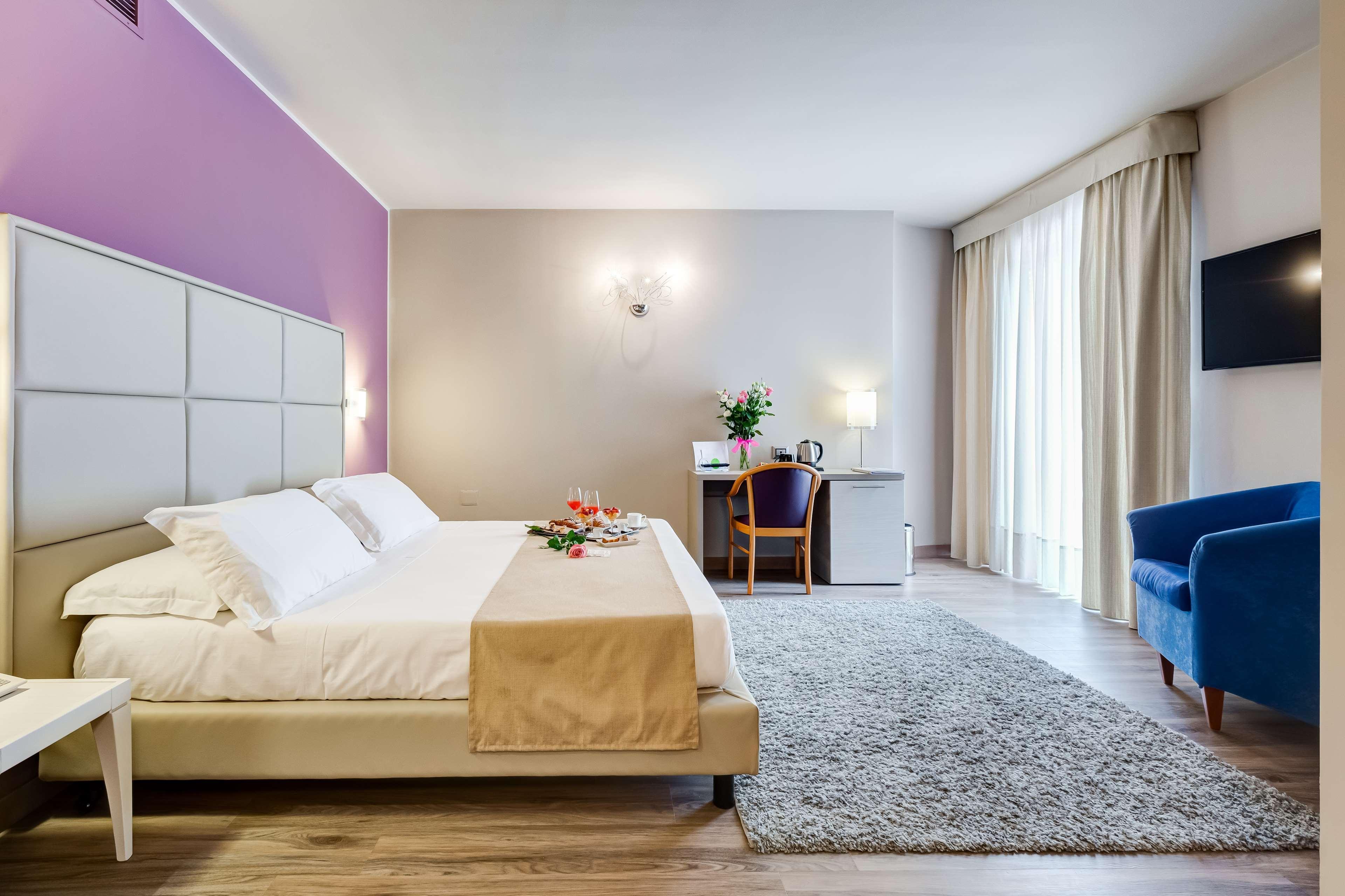 Best Western Hotel Imperiale Нова-Сірі-Маріна Екстер'єр фото