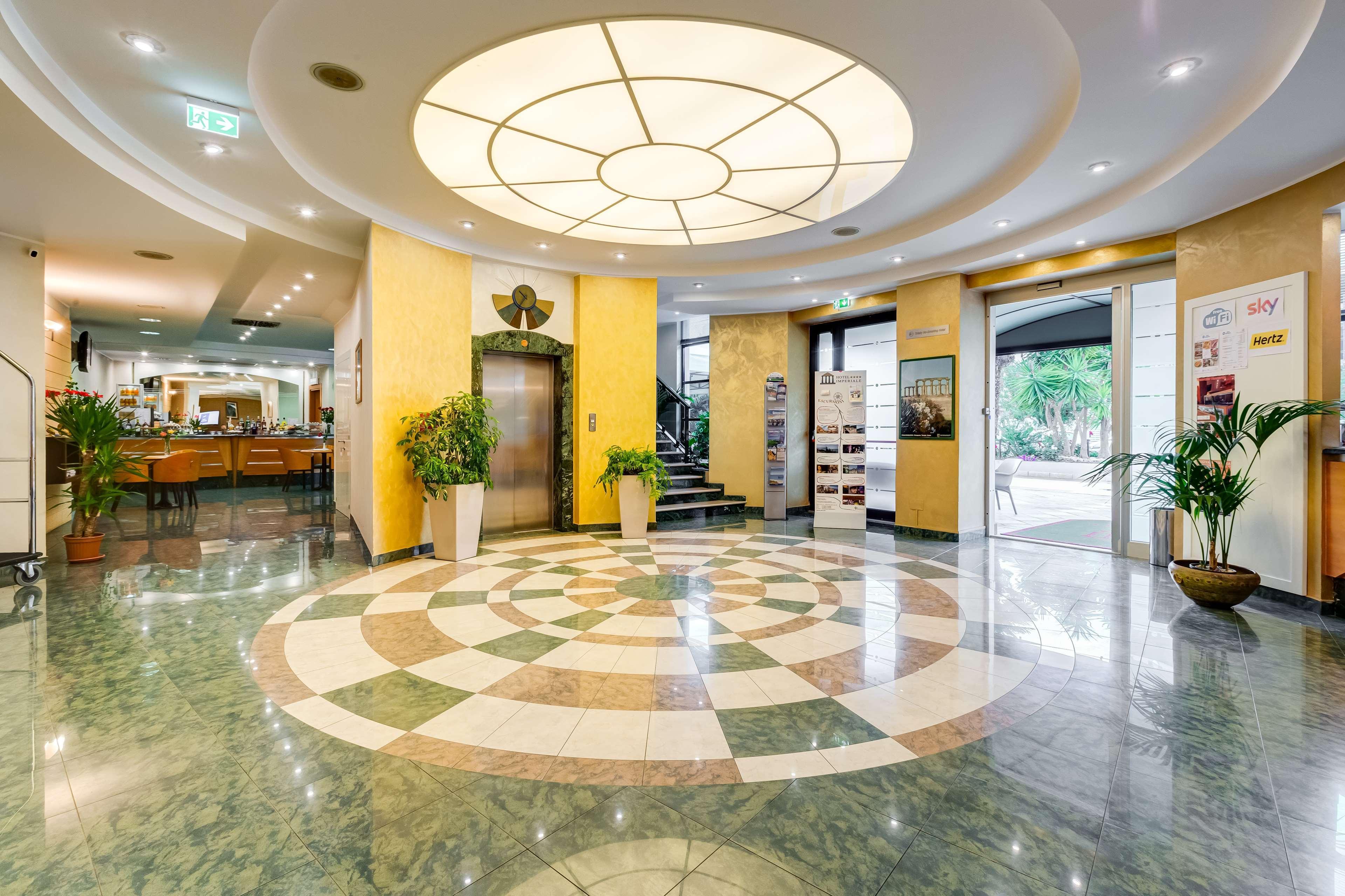 Best Western Hotel Imperiale Нова-Сірі-Маріна Екстер'єр фото